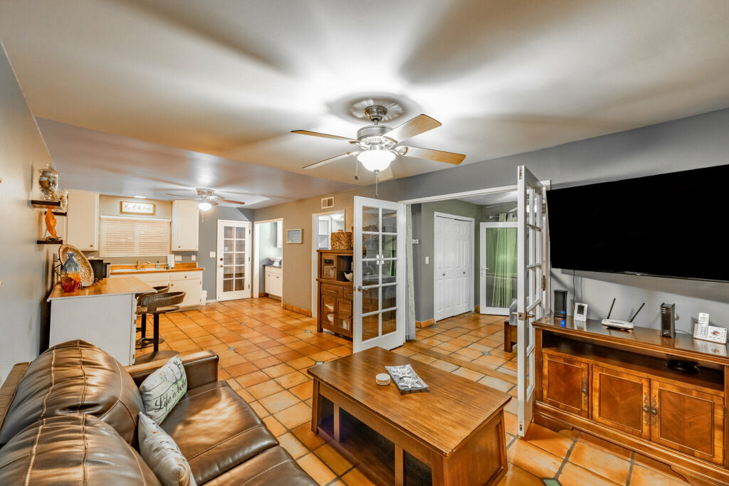 Silver Strand Sensation