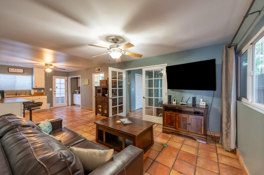 Silver Strand Sensation