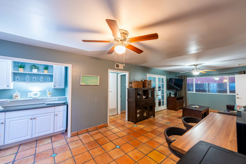 Silver Strand Sensation