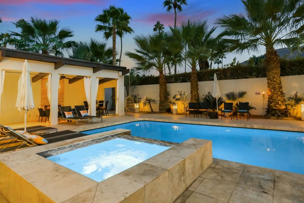 Palm Springs Rose