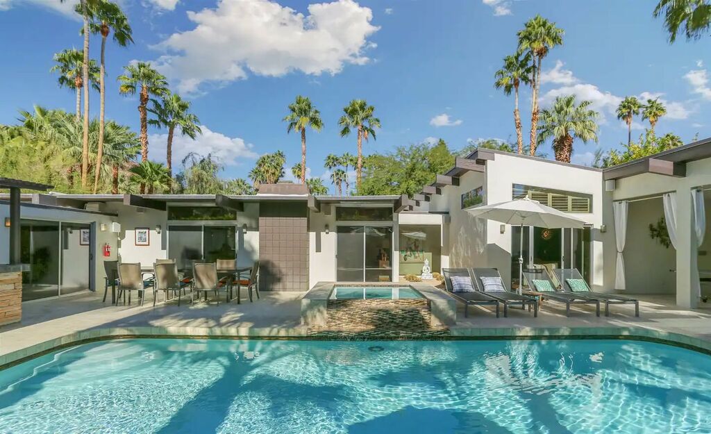 Palm Springs Rose