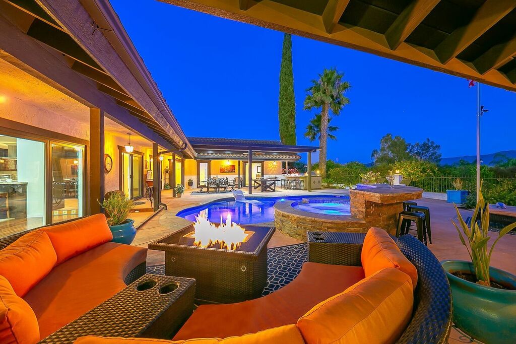 Hilltop Hacienda