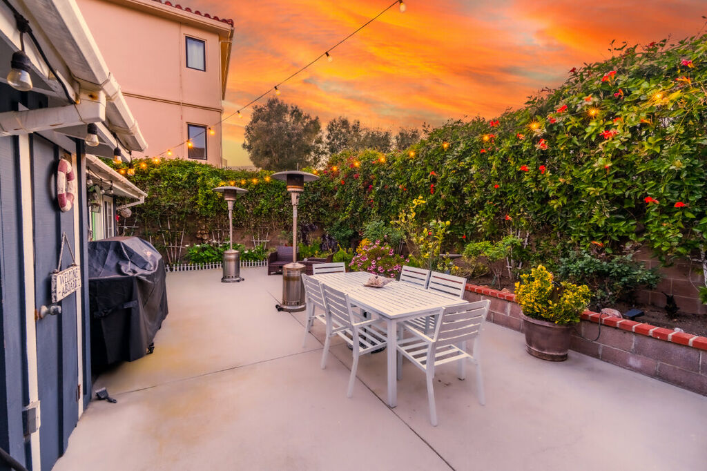 Nantucket Cottage Hideaway