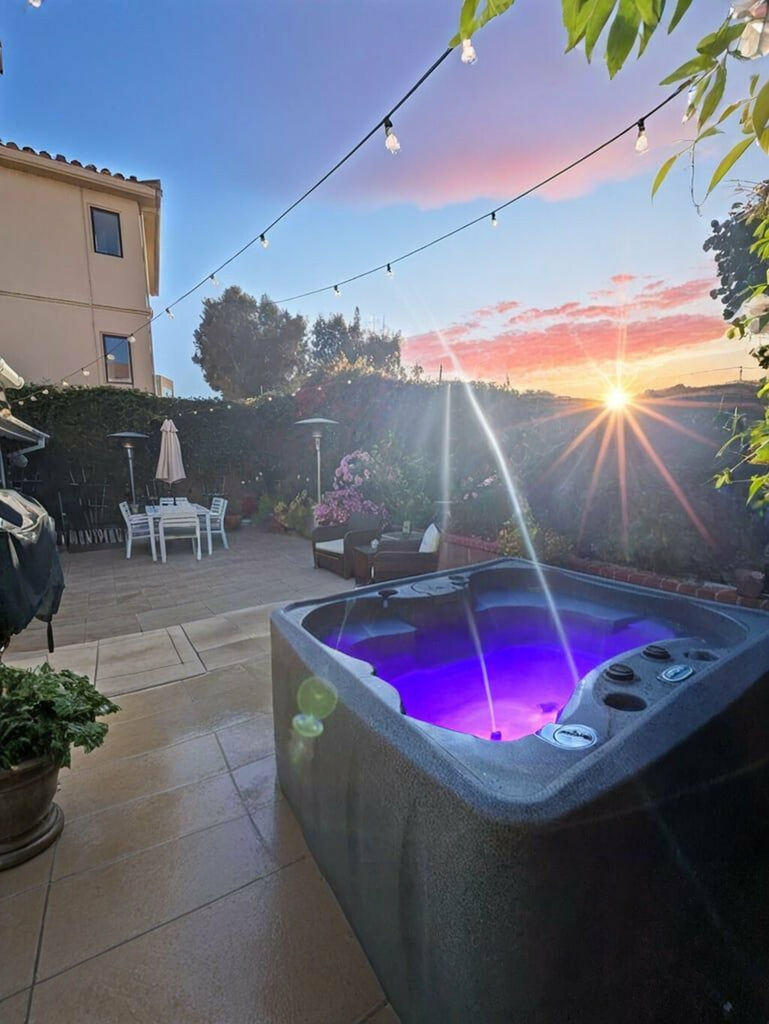 Nantucket Cottage Hideaway