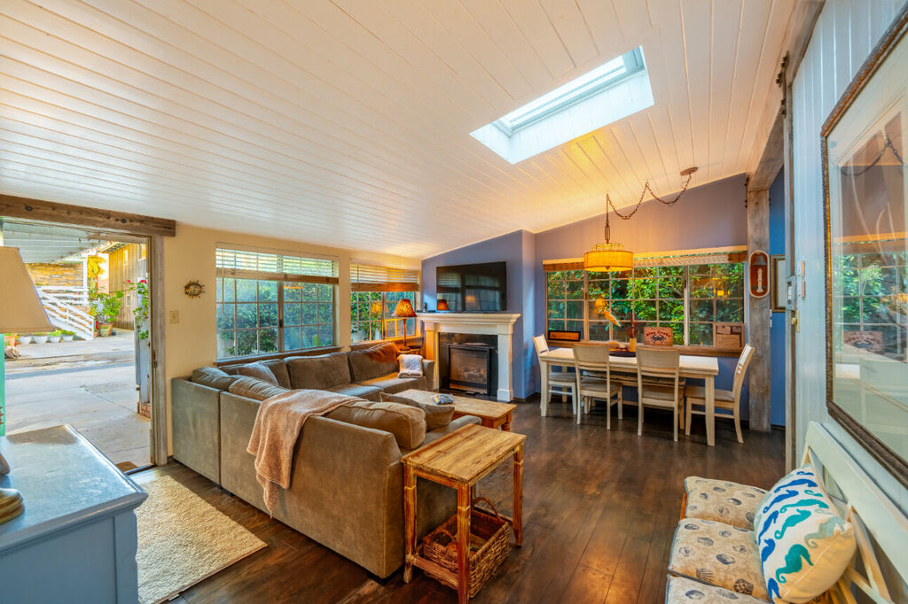 Nantucket Cottage Hideaway