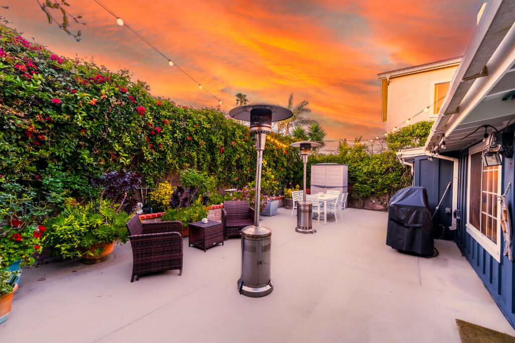 Nantucket Cottage Hideaway