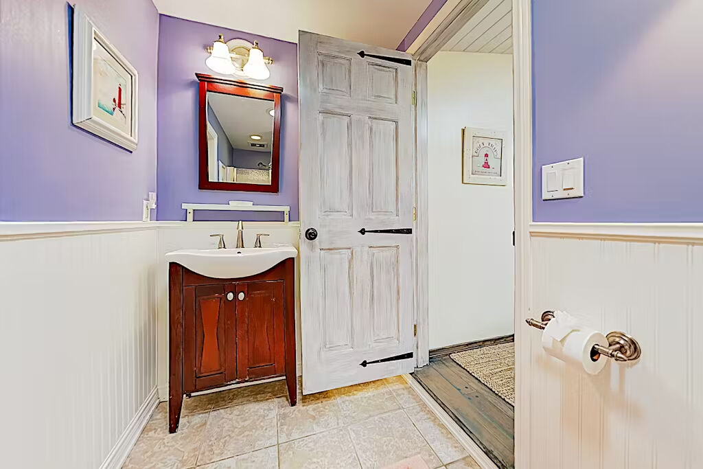 Nantucket Cottage Hideaway