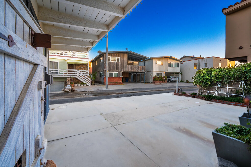 Nantucket Cottage Hideaway